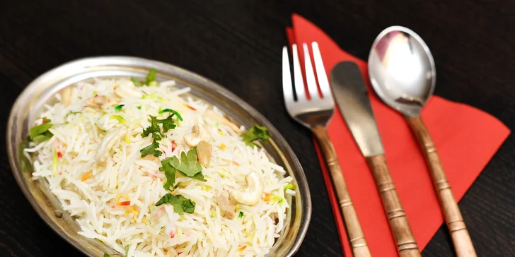 Malé či velké degustační indické menu pro dva: hlavní chody s kuřecím i vege