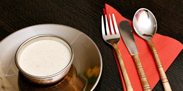 Malé či velké degustační indické menu pro dva: hlavní chody s kuřecím i vege