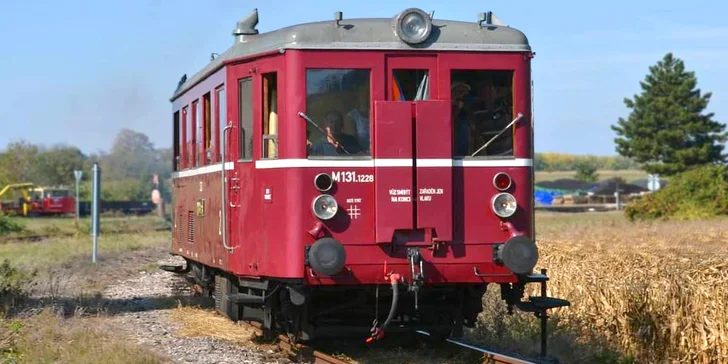 Komentovaná prohlídka železničního muzea v Rosicích nad Labem pro 2