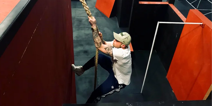 Vyzkoušej si, jaké to je být ninjou: vstup do Parkour Parku na 120 minut pro 1 i 2 osoby