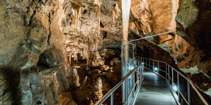 Za krásami Moravského krasu: pobyt s polopenzí a vstupem do jeskyně