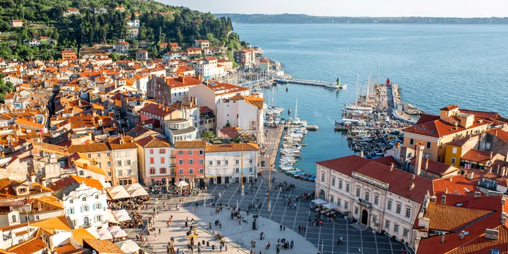 V páru nebo s rodinou do Slovinska: 4* hotel blízko moře, polopenze i bazén a jedno dítě v ceně
