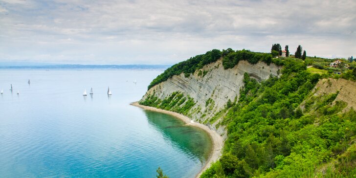 Za krásami Slovinska: 4* hotel blízko moře, polopenze a bazény neomezeně, až 2 děti mají pobyt v ceně