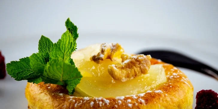5chodové menu: kačeří prsíčka na vanilce, třeboňský pstruh i hruškový koláč