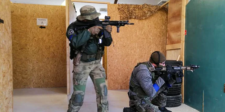 Poďte sa vyblázniť na AIRSOFT na ploche 1600 m² s inštruktorom a so zapožičaním kompletného vybavenia