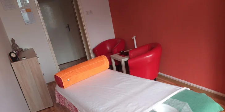 Uvolňující masáž podle výběru: Breussova i antistresová masáž