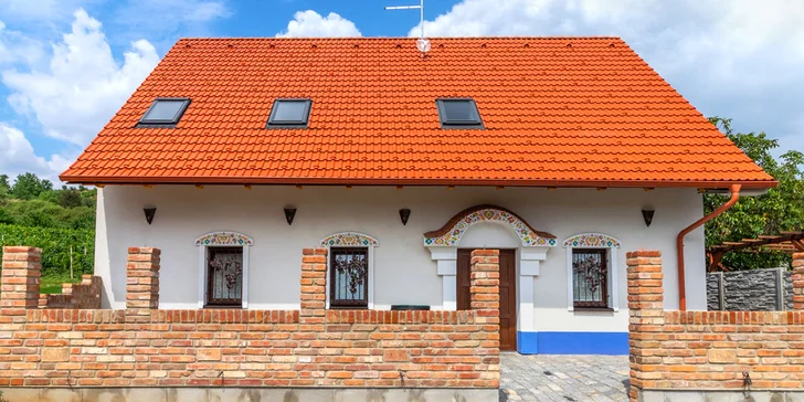 Romantika na vinicích jižní Moravy: pobyt v novém penzionu se snídaní pro 2