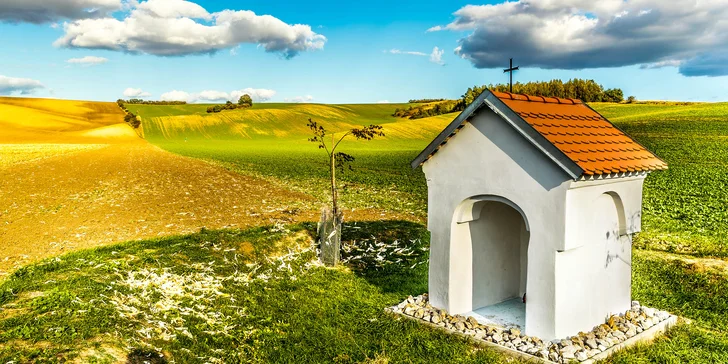 Romantika na vinicích jižní Moravy: pobyt v novém penzionu se snídaní pro 2