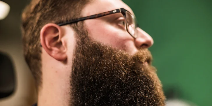Střih strojkem, klasický střih i úprava vousů vč. masáže hlavy a stylingu