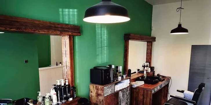 Střih strojkem, klasický střih i úprava vousů vč. masáže hlavy a stylingu