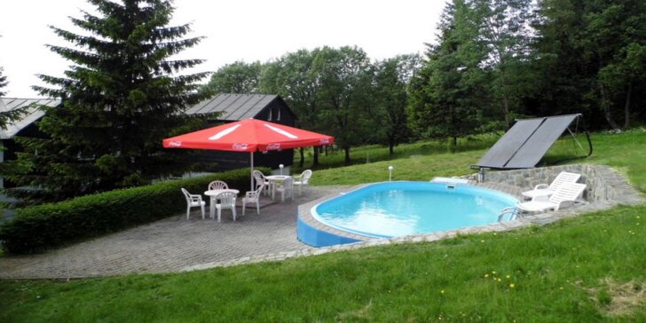 Léto v Krkonoších: pohodová aktivní dovolená s polopenzí, bazénem a výlety