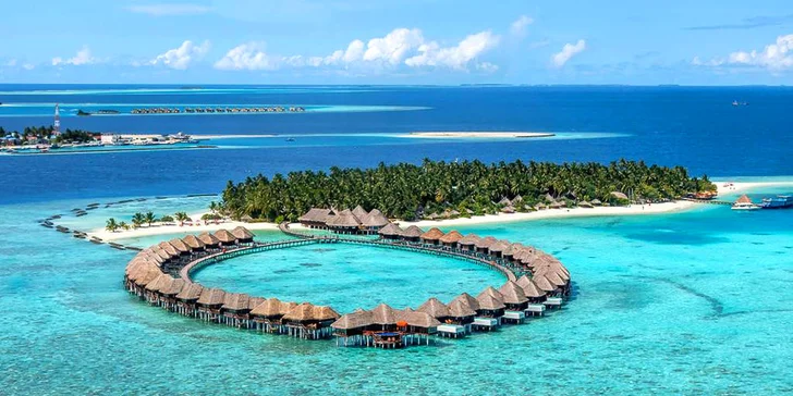 Luxusní dovolená na Maledivách: 6–12 nocí v 5* hotelu s all inclusive, bazén
