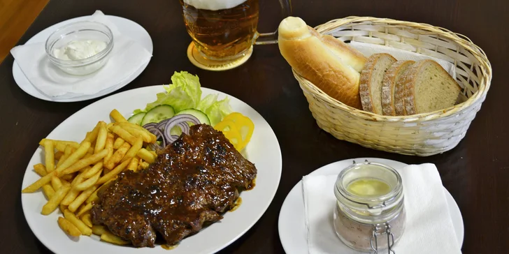 Předkrm a steak z mladého býčka nebo rumpsteak pro 1 či pro 2 osoby