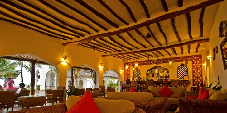 Boží relax na Zanzibaru: 6–12 nocí ve 4* resortu s tropickou zahradou a bazény, česky hovořícím delegátem