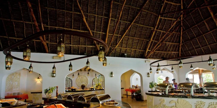 Boží relax na Zanzibaru: 6–12 nocí ve 4* resortu s tropickou zahradou a bazény, česky hovořícím delegátem