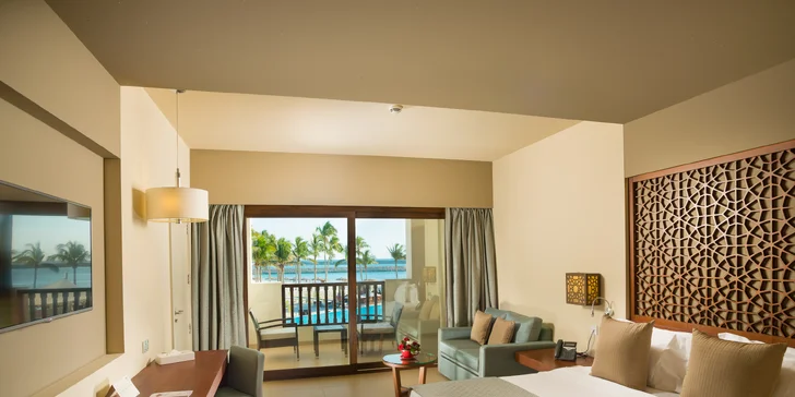 Dokonalý relax v 4*+ resortu v Ománu: 5–11 nocí s all inclusive, vířivky