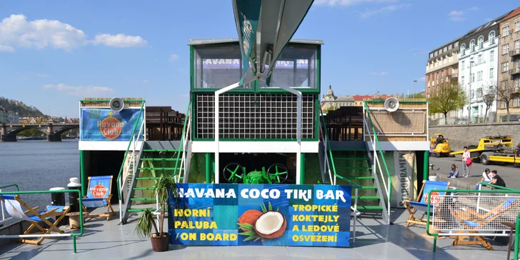 Koktejly na náplavce: vyberte si domácí limonádu či speciální míchaný drink