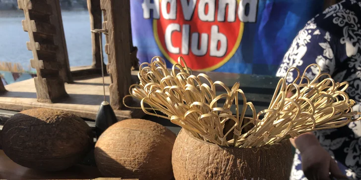 Koktejly na náplavce: vyberte si domácí limonádu či speciální míchaný drink