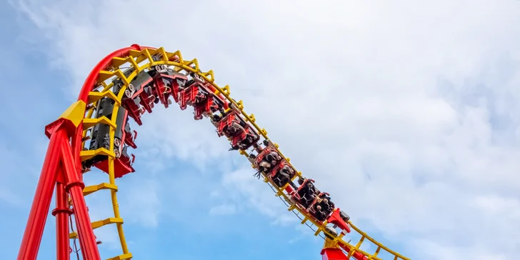 Energylandia ponúka zážitky vo viac ako 7 svetoch: Bajkolandia, Rodinná zóna, Extrémna zóna, Vodný park, Cirkus, Švajčiarska a Vikingská dedina. 