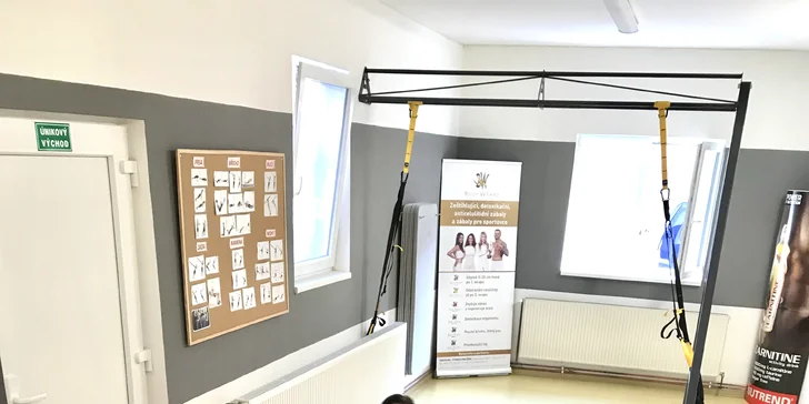 Dostaňte se do formy: Měsíční členství ve fitness pro ženy Contours Teplice