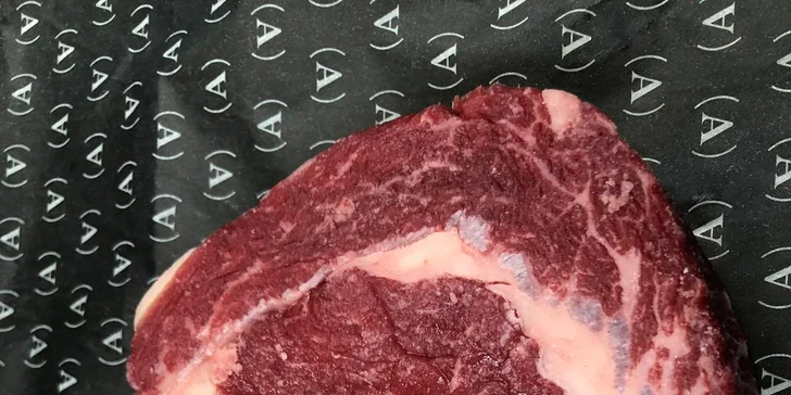 Maso ve 100% formě: flank, flap i tri-tip roast steak v restauraci pivovaru Volt