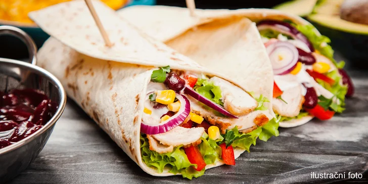 Tortilla dle výběru z 8 druhů, farmářské hranolky nebo coleslaw a dip