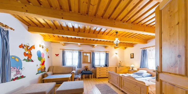 S partou nebo rodinou do Beskyd: pronájem valašské chalupy až pro 16 osob