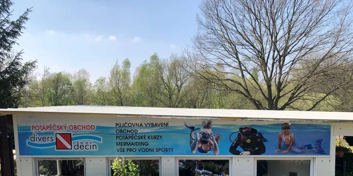 Potápěčem na zkoušku: ponor v bazénu s potápěčskou jámou pro 1 osobu
