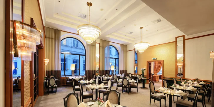 Degustační menu v restauraci Franz Josef: šunka, jehněčí kotletky i candát