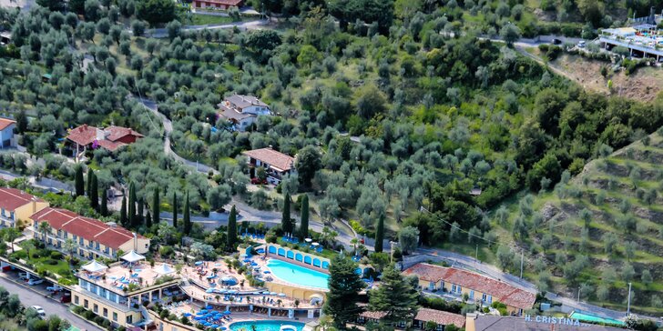 Itálie, Lago di Garda: 3–4 noci se snídaní v hotelu s bazény a soukromou pláží