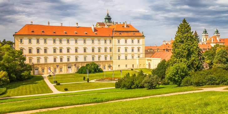 Odpočinek ve Valticích se snídaní, lahví moravského vína a třeba i wellness