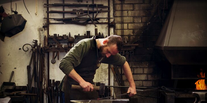 Kovářský workshop: Vyrobte podkovu, přívěsek nebo třeba nůž