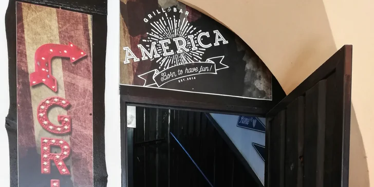 Burgery v baru s nálepkou od Zdeňka Pohlreicha: klasika i obří pro partu