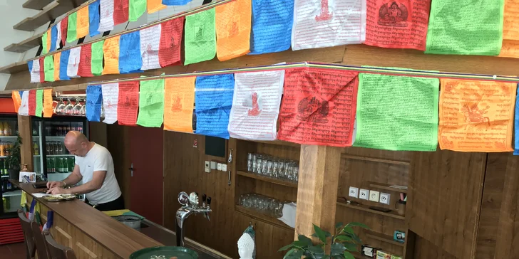 3chodové indické menu podle chuti pro 2 osoby: na výběr 6 hlavních chodů
