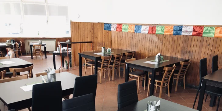 3chodové indické menu podle chuti pro 2 osoby: na výběr 6 hlavních chodů