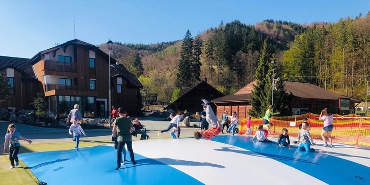 Dovolená pro 2 či rodinu ve Valčianské dolině se skvělým vyžitím pro děti