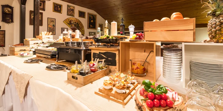 Relaxační pobyt pro dva v Moravském krasu s privátním wellness a stravou