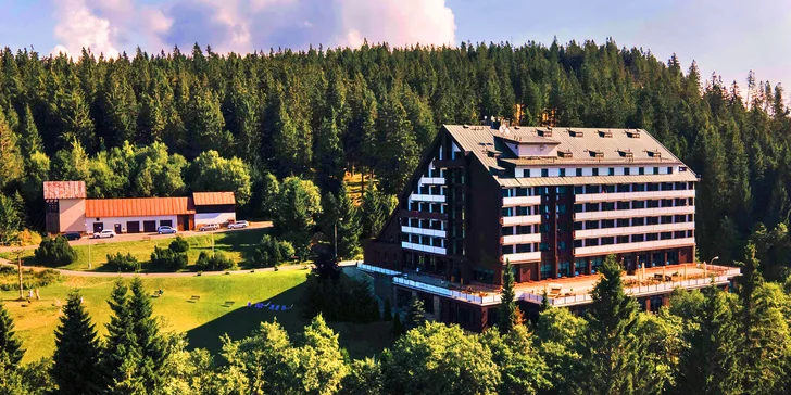 Moderní hotel v Železné Rudě na Šumavě: krásné interiéry, wellness, polopenze