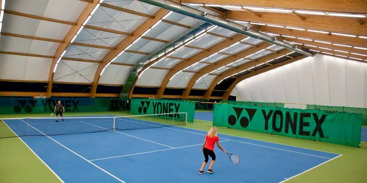 Milovníky aktivního odpočinku potěší nově vybudovaná multifunkční sportovní hala, kde si zahrajete tenis, volejbal a další sporty.