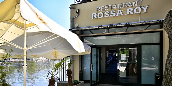 Neomezená konzumace ze sushi baru v restauraci na Střeleckém ostrově