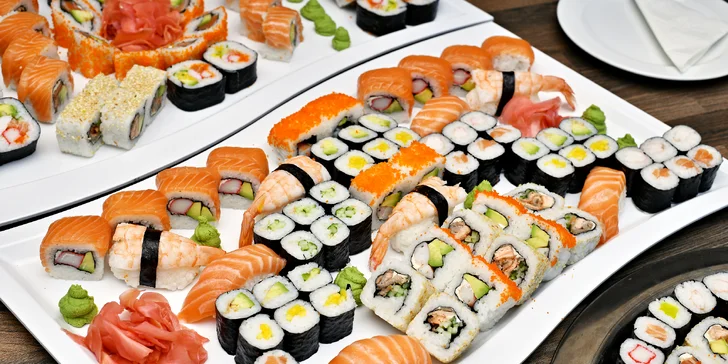 Neomezená konzumace ze sushi baru v restauraci na Střeleckém ostrově