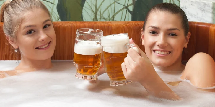 Podhorská pivní lázeň s neomezeným pitím piva a 3chodové menu pro dva
