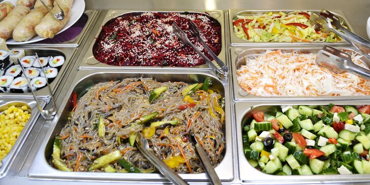 300g porce jídla podle výběru: polévky, saláty, vege i bufet