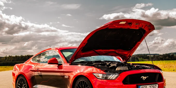 Zkroťte 850 koní: jízda ve Fordu Mustang GT Roush či pronájem na 24 hodin