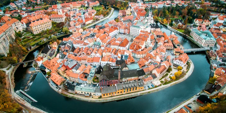 Romantický podzimní pobyt v Českém Krumlově se snídaní a láhví sektu
