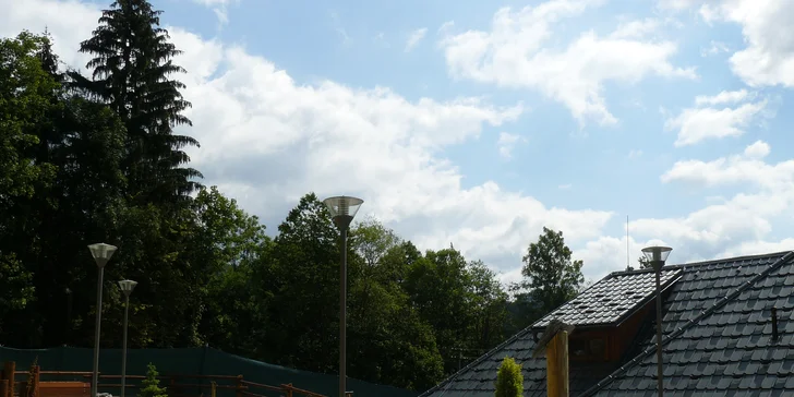 Vstup na adventure golf v beskydské přírodě pro jednoho i rodinu