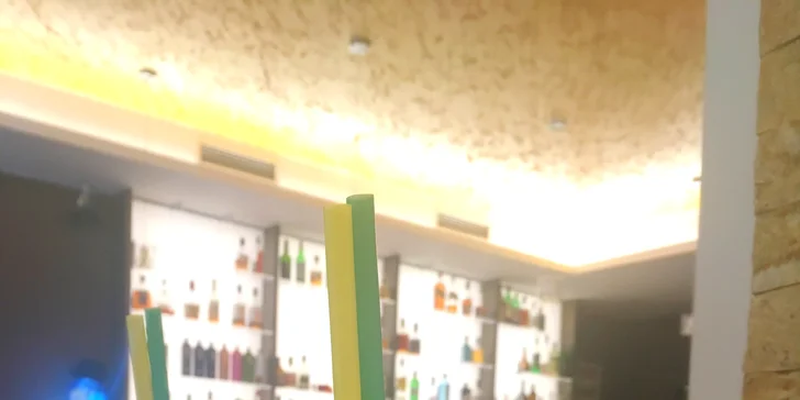 Dva míchané superhrdinské drinky podle výběru: Batman, Hulk i Deadpool