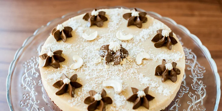 1 000 g Raw čokoládová torta s kokosovým mliekom