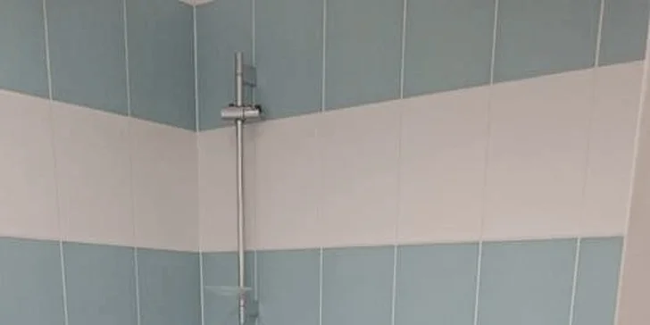 Po cvičení přijde vhod sprcha. 