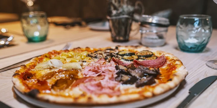 Večere sú štvrochodové, v menu nájdete aj pizzu z kamennej pece na drevo.